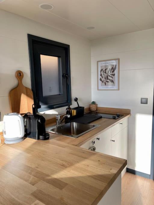 Tiny House With Sauna & Jacuzzi Near Amsterdam Vijfhuizen Exterior foto