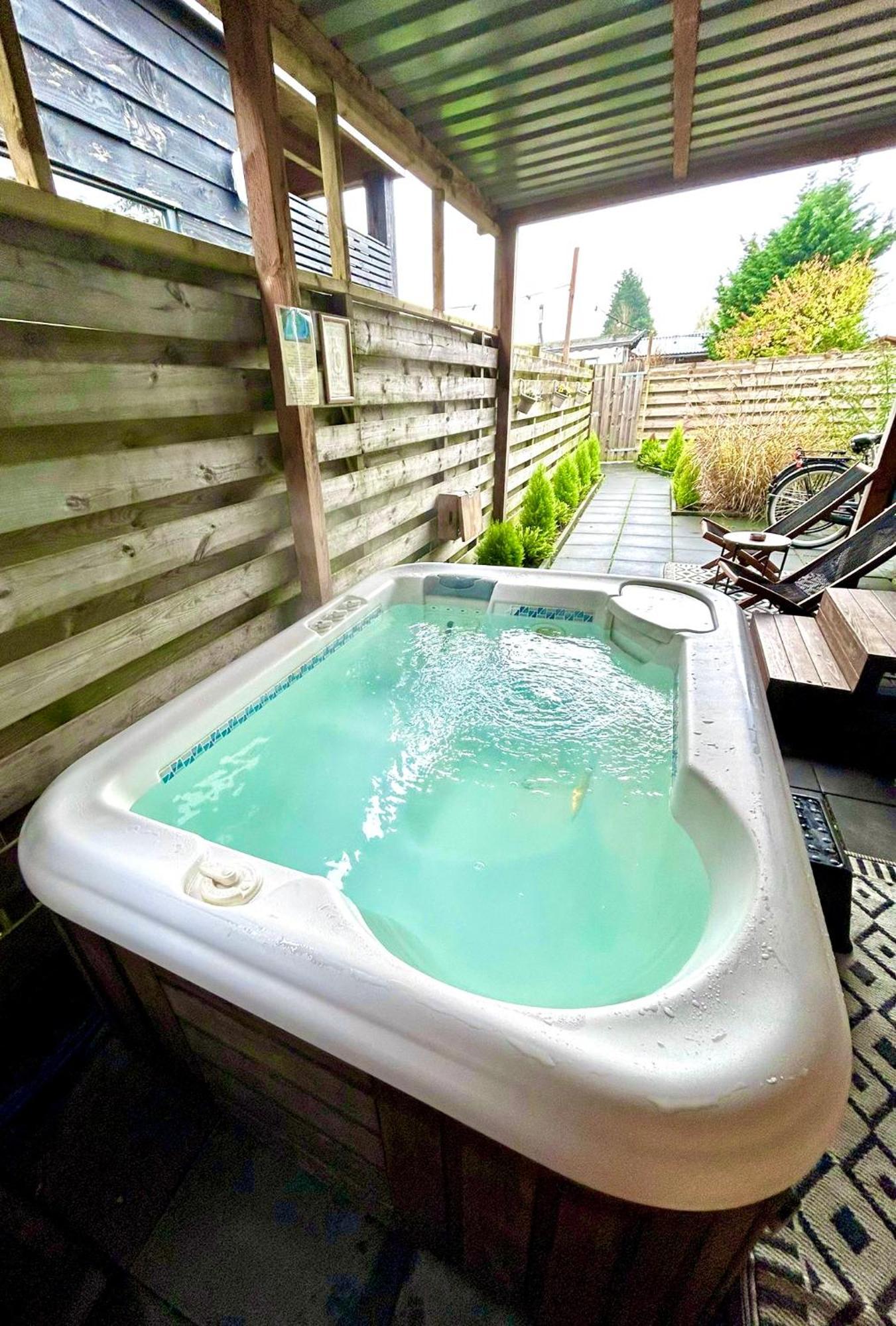 Tiny House With Sauna & Jacuzzi Near Amsterdam Vijfhuizen Exterior foto